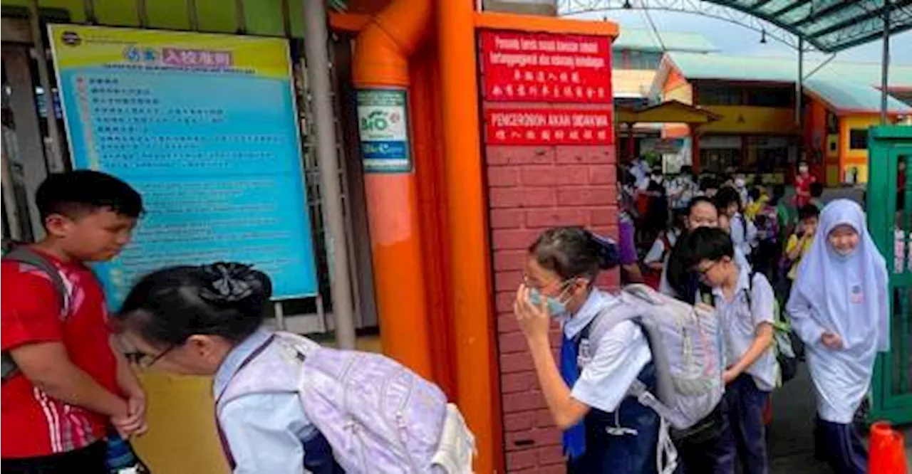 Malaysia's Linguistic Diversity at Risk as Native Languages Fade