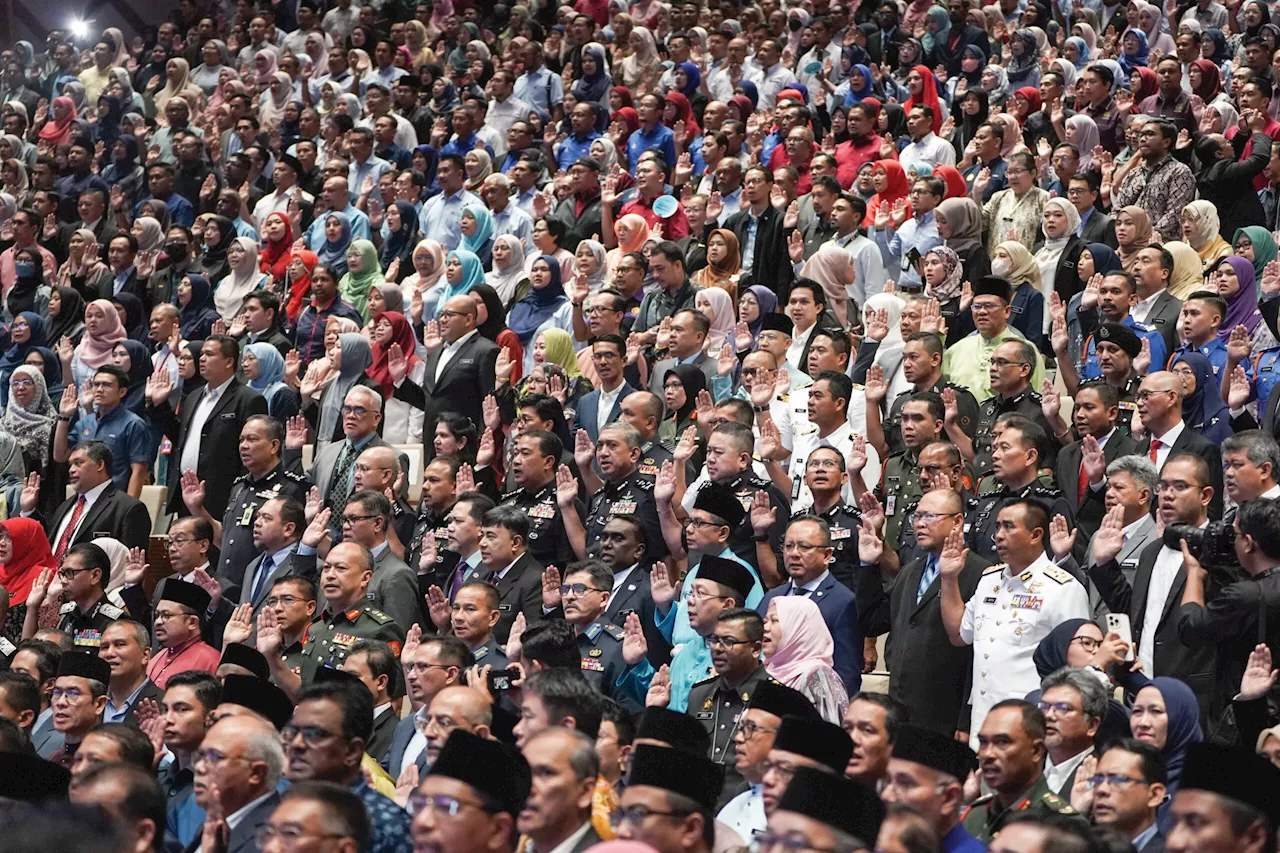 Malaysian Government Assures No Mass Contract Termination for Employees Lacking SPM