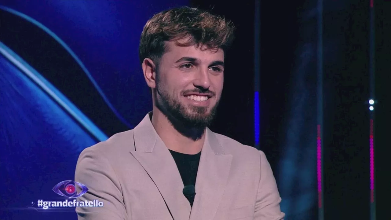 Grande Fratello, Alfonso torna sui social e spiazza: 'Fuori dalla Casa ho capito tante cose, mix di emozioni e delusioni'