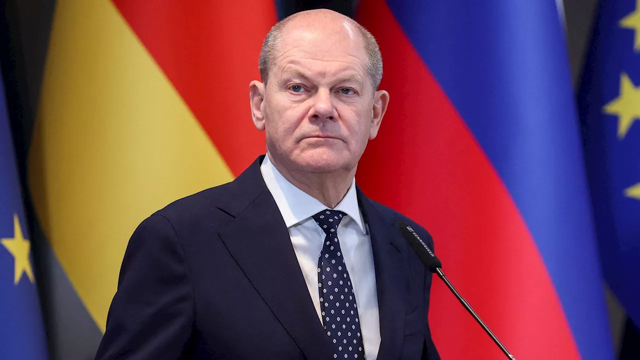 Scholz Condemns Trump's 'Dangerous' Label of Zelensky as Dictator