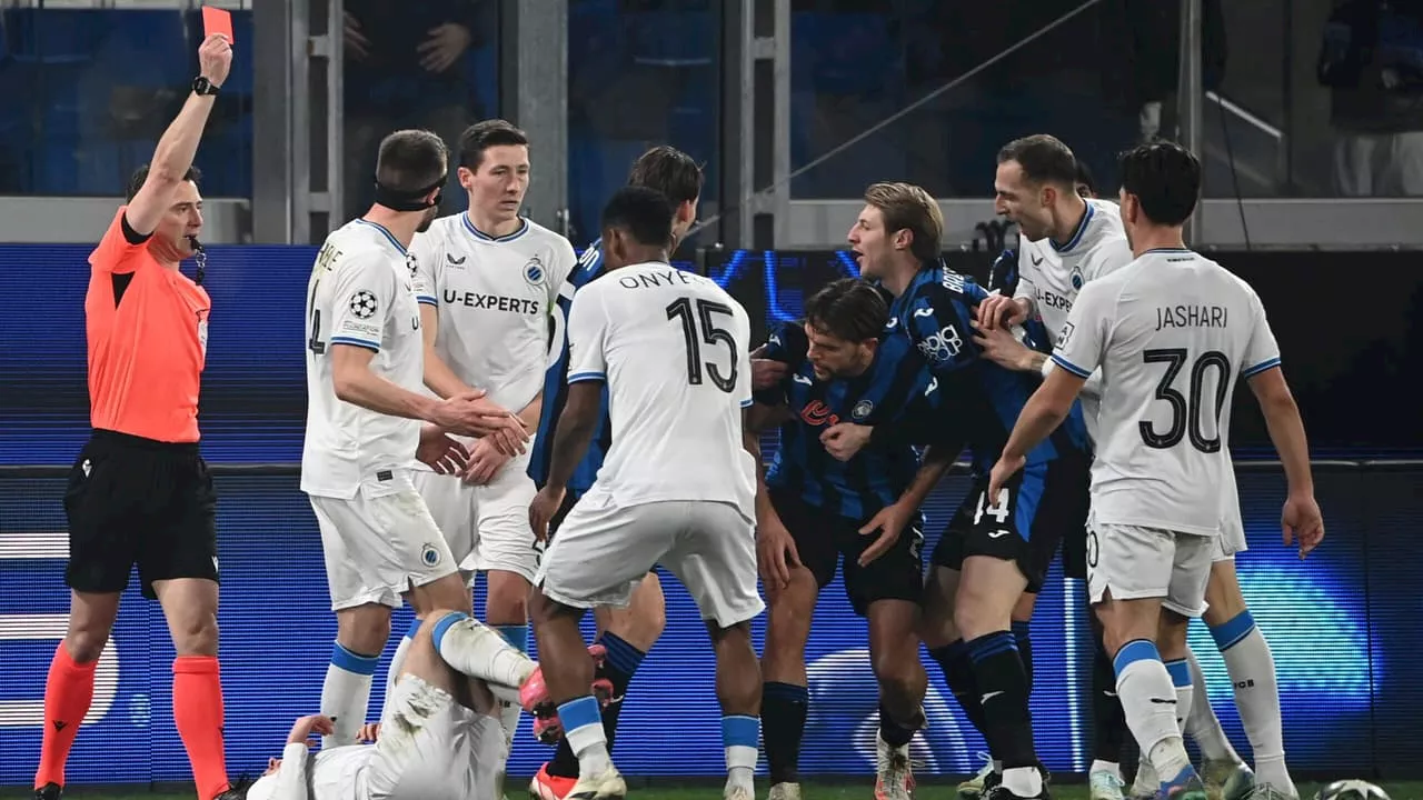 Tolói é expulso após confusão com jogador do Brugge em jogo da Champions League