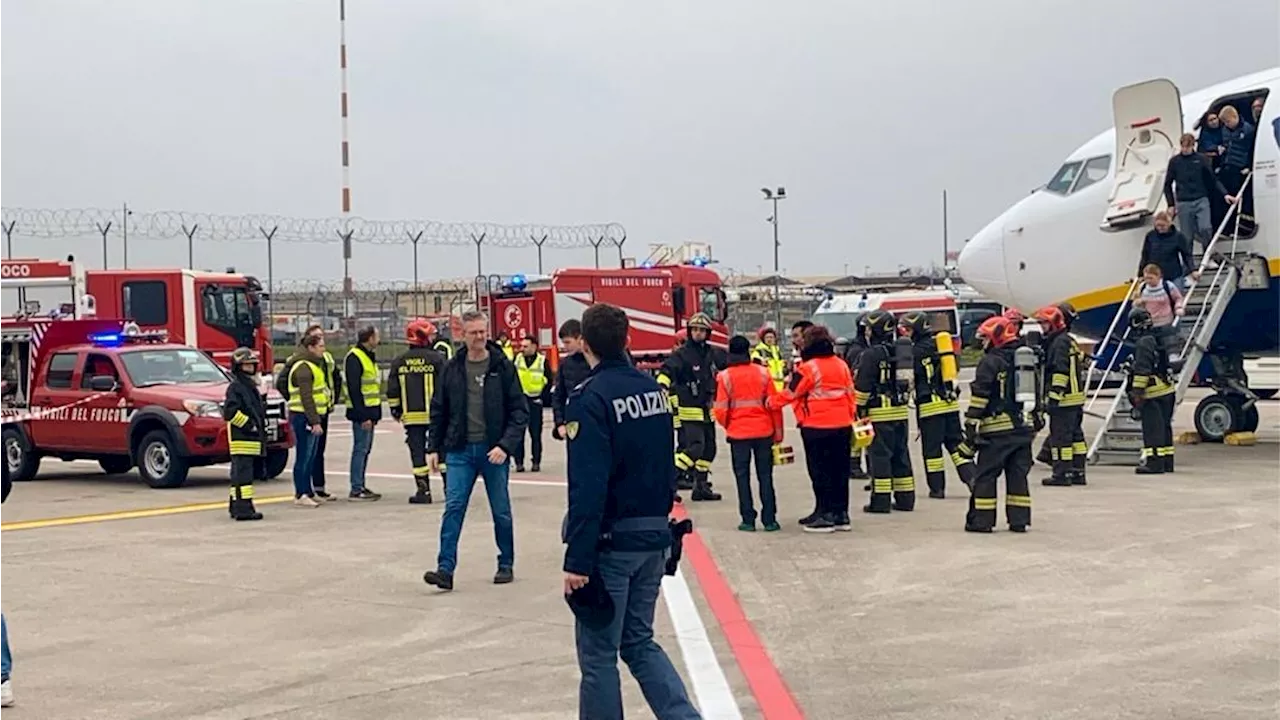 Fly fra Italia til Torp måtte snu i luften: