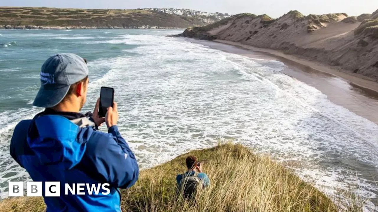 Researchers study 'complex' sand dune changes in Cornwall