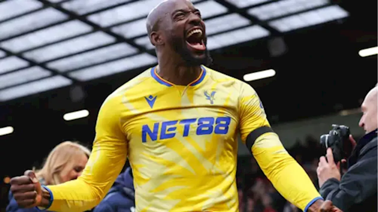 Man Utd lose to Palace, Spurs ease pressure on Postecoglou