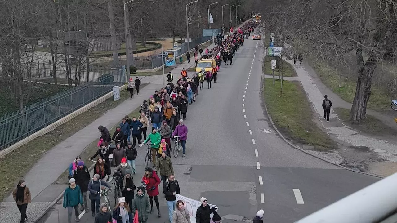 600 Teilnehmer: Demo gegen rechts und gegen den AStA