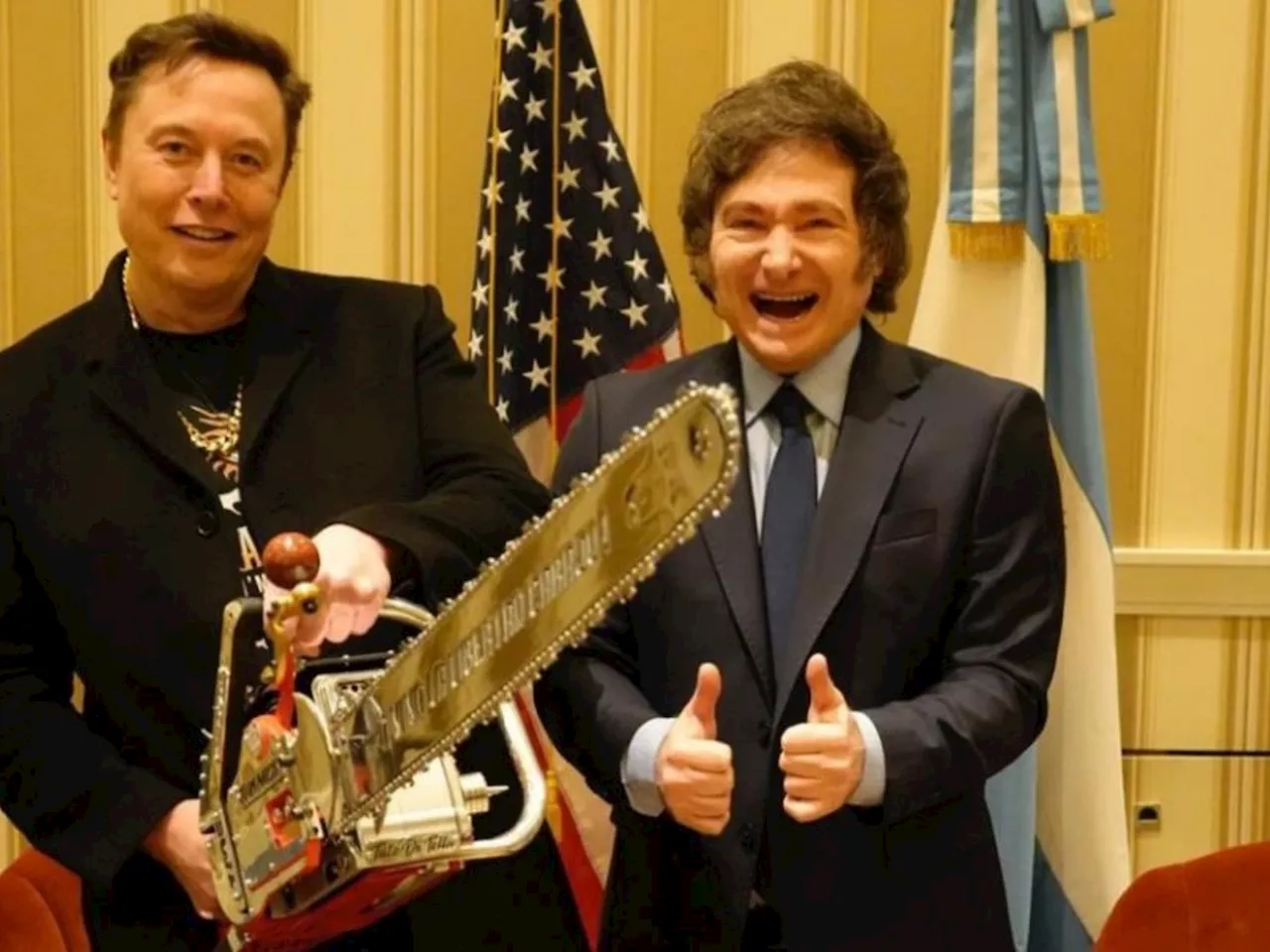 'Hola amigo': Milei se reunió con Elon Musk y le regaló una motosierra