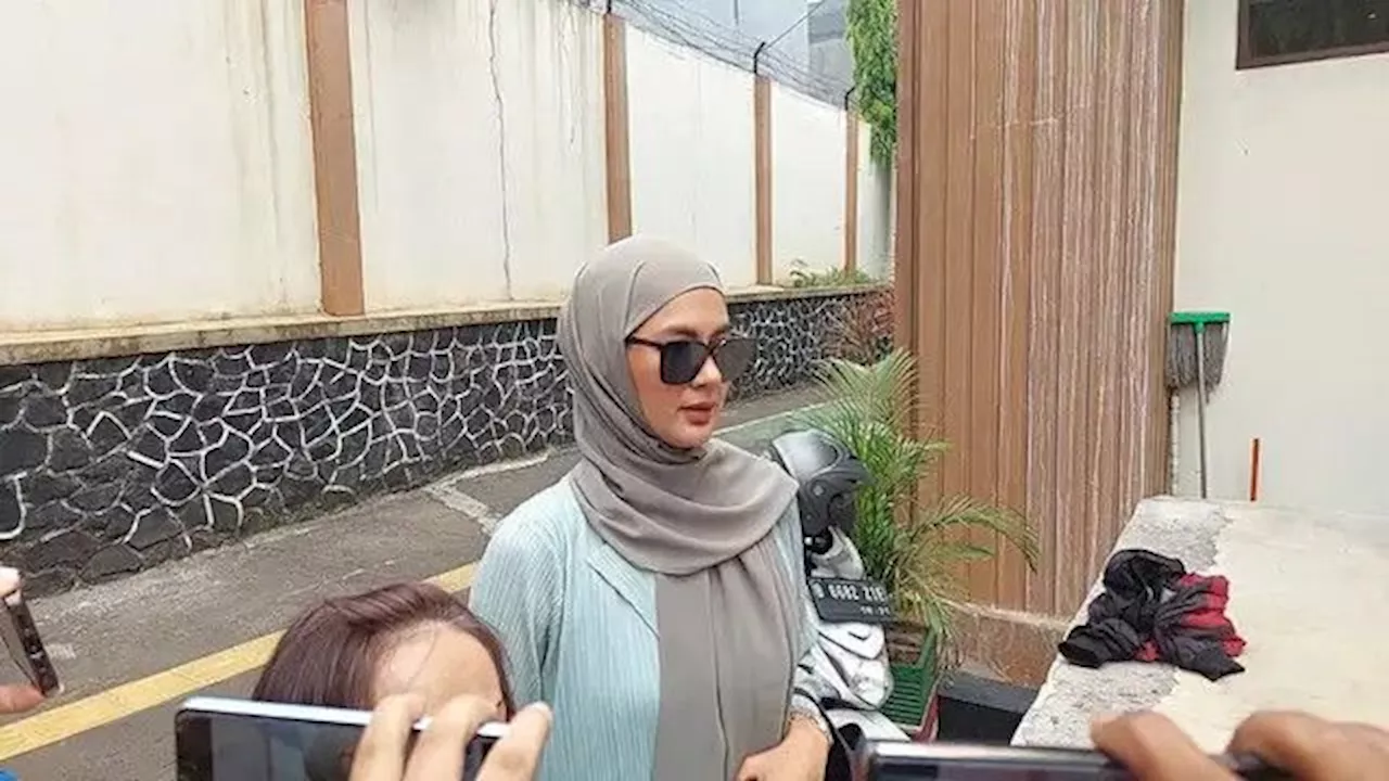 Paula Verhoeven Irit Bicara Hadiri Sidang Cerai dengan Baim Wong, Hadirkan Saksi Ahli