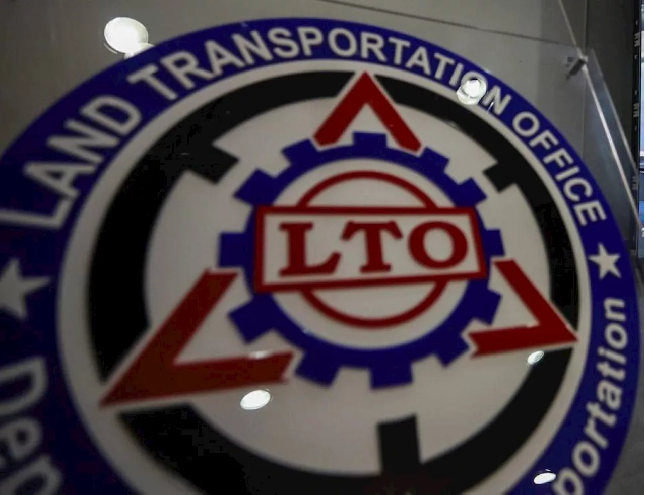 COA mulls disallowance to LTO, German-based IT firm over unexplained P1.2B funds in internet project