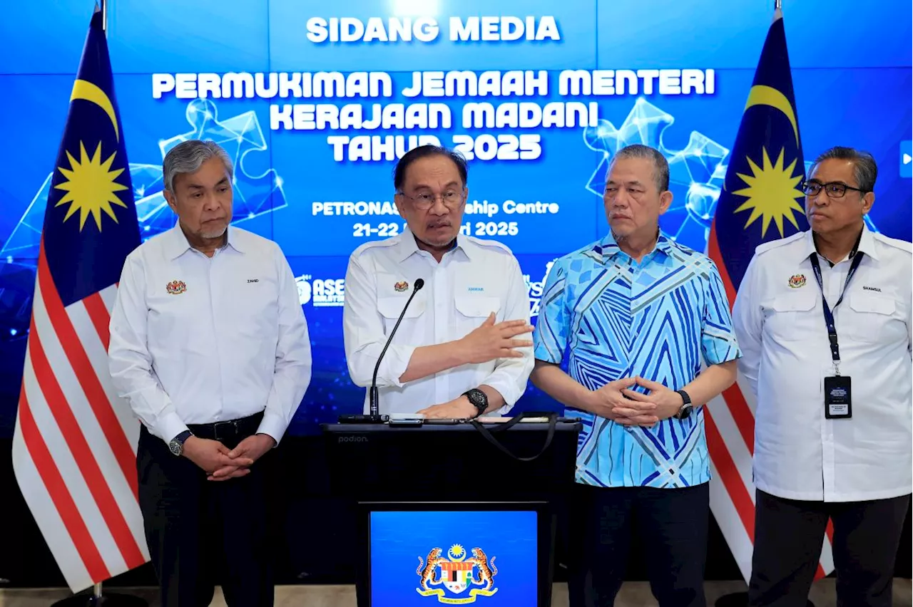 Anwar to meet Abang Johari to strengthen collaboration in oil and gas operations