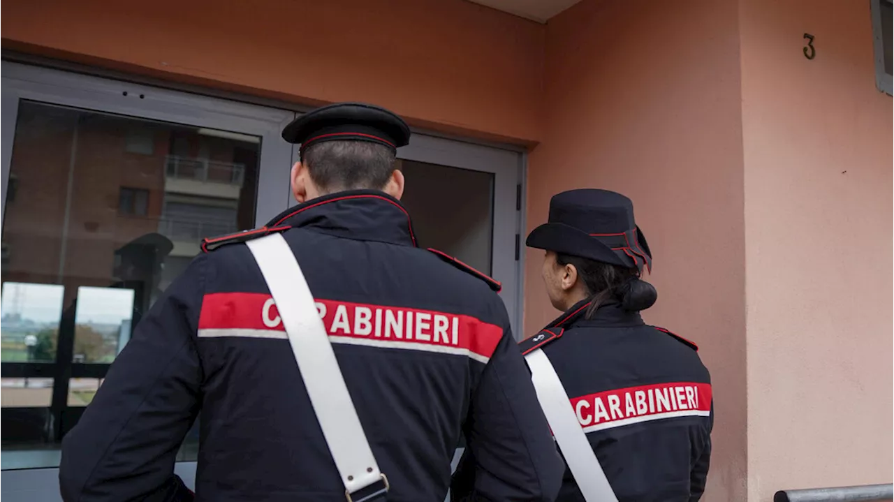 Minacce e insulti a una ragazza trans, indagati padre e figlio