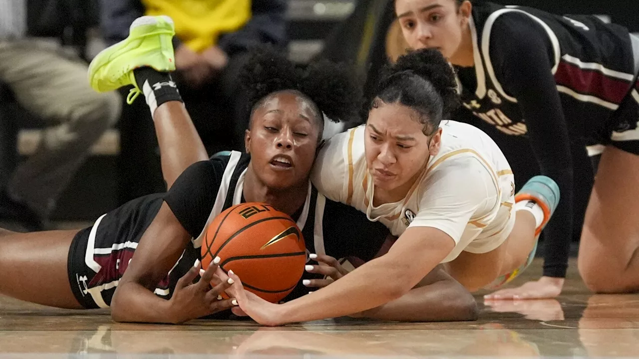 Fulwiley scores 24 points as No. 6 South Carolina women beat Vanderbilt 82-54