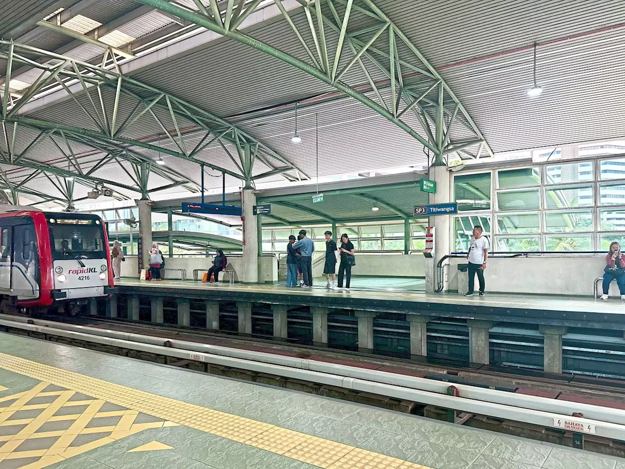 Call for ‘usability audit’ to boost well-being of OKU at train stations