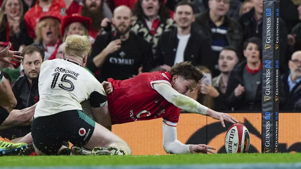 Halfway through the Six Nations, Ireland still rules and Dupont's France rebounds
