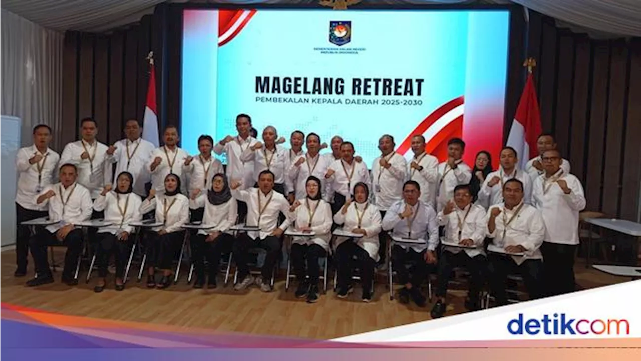 Foto Bareng Ahmad Luthfi, Ini Kepala Daerah PDIP Jateng yang Gabung Retret