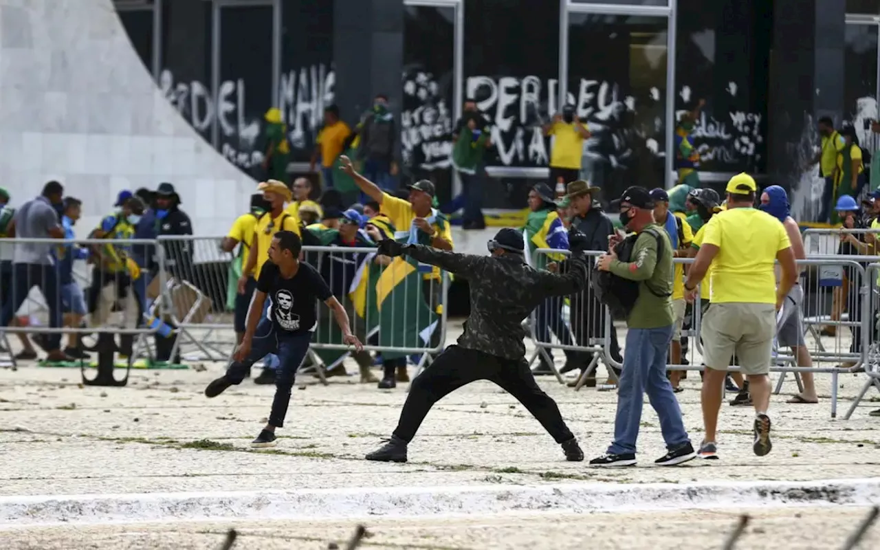 PF aponta áudios de militares e civis em gravações de denunciados ao STF que planejavam golpe