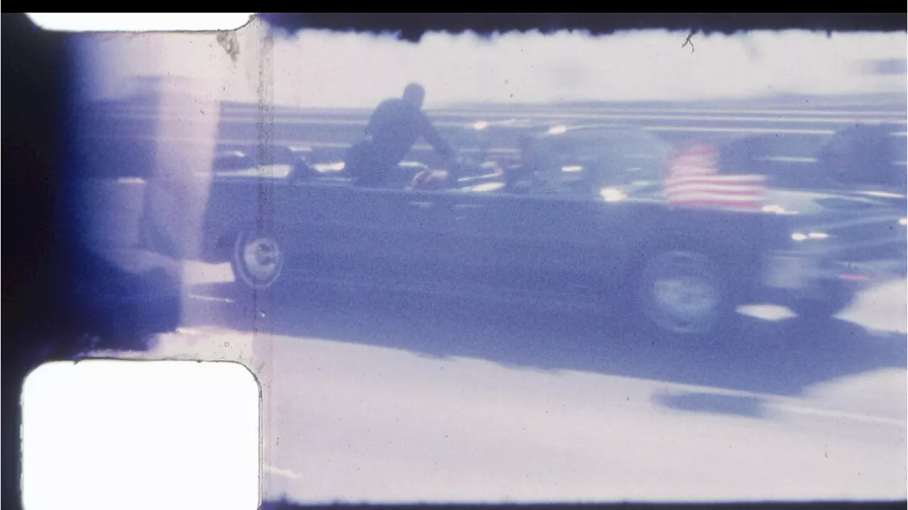 Addio a Clint Hill, saltò sull'auto per far scudo a Jfk