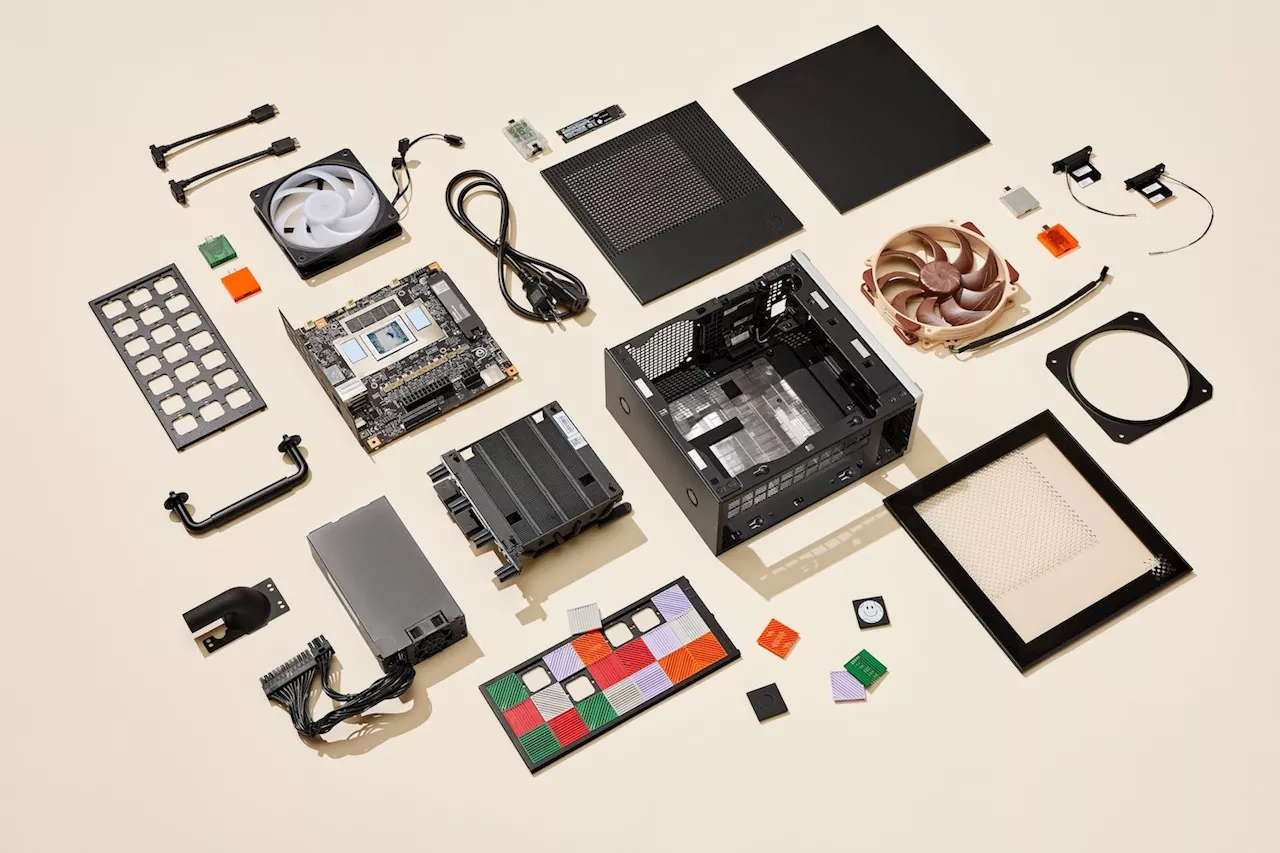 The Framework Desktop Is a (Semi) Modular PC, but It Reminds Me of a Gamecube