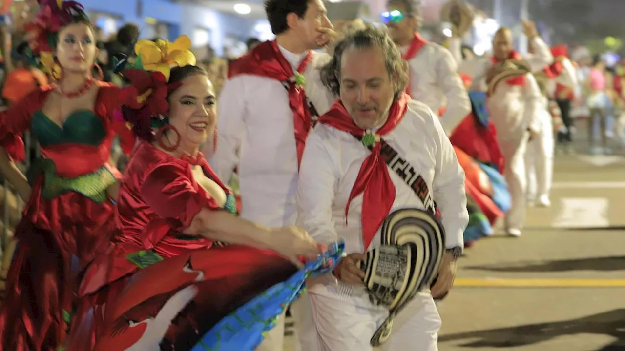 Una noche con la Pollera Colorá: así se vive y se goza en una cumbiamba barranquillera