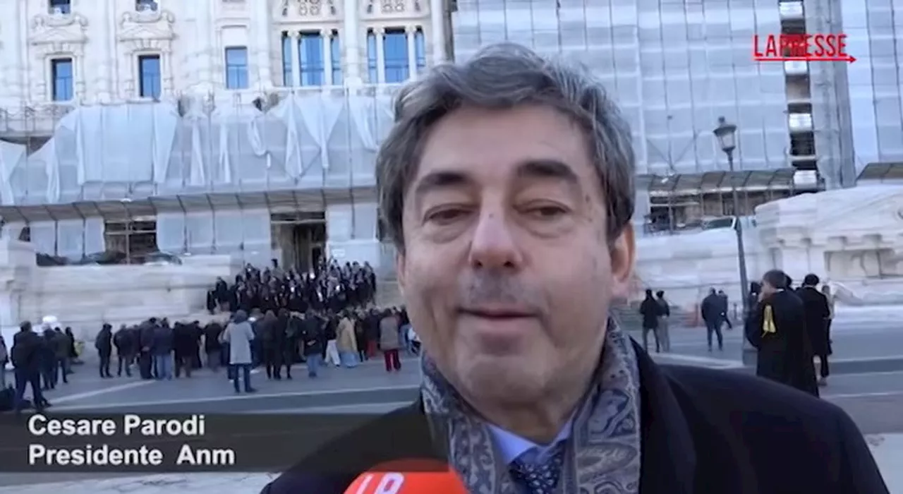 Sciopero magistrati, flash mob davanti alla Cassazione