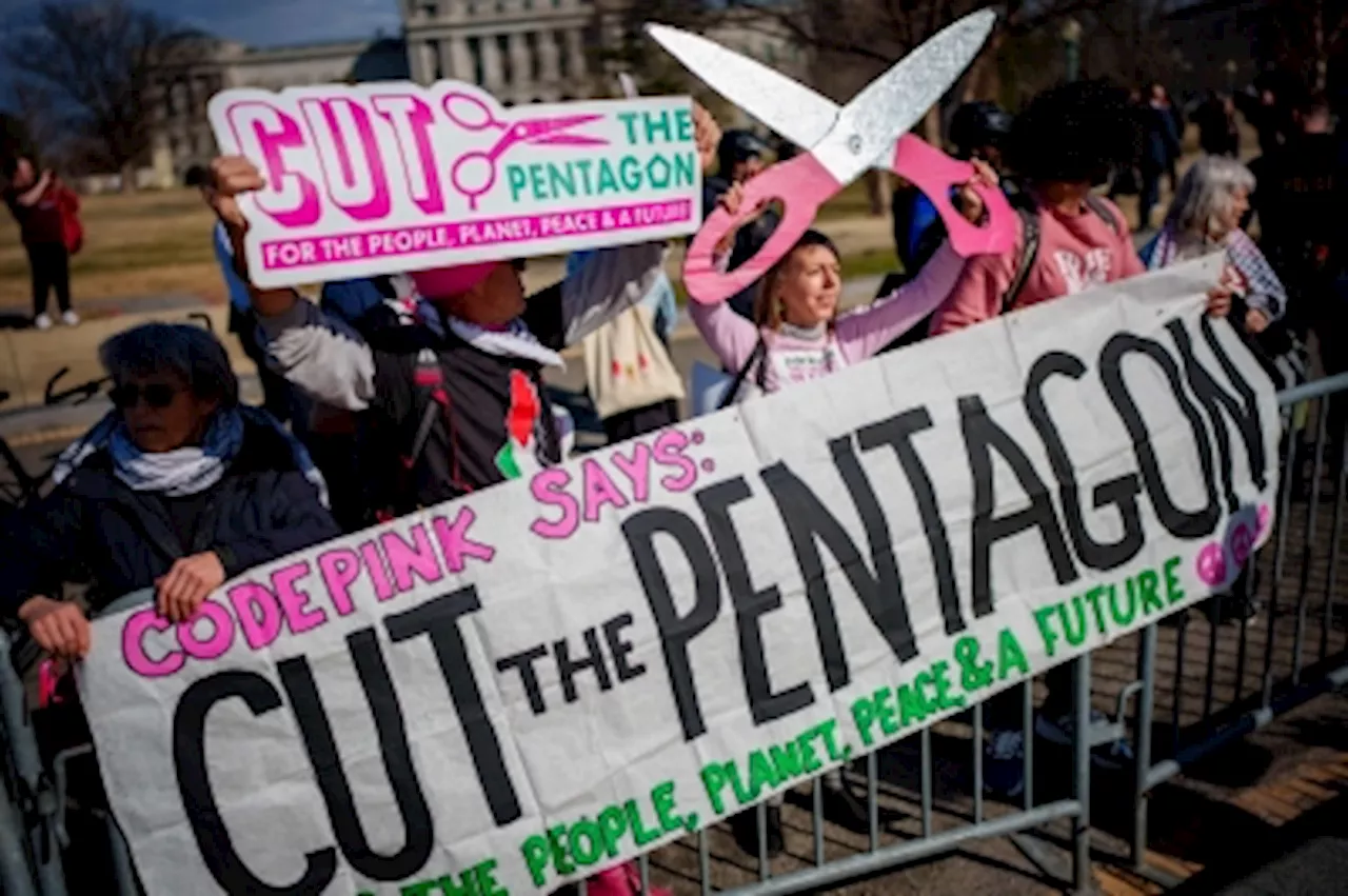 Pentagon to remove transgender troops unless waivers granted under new Trump policy