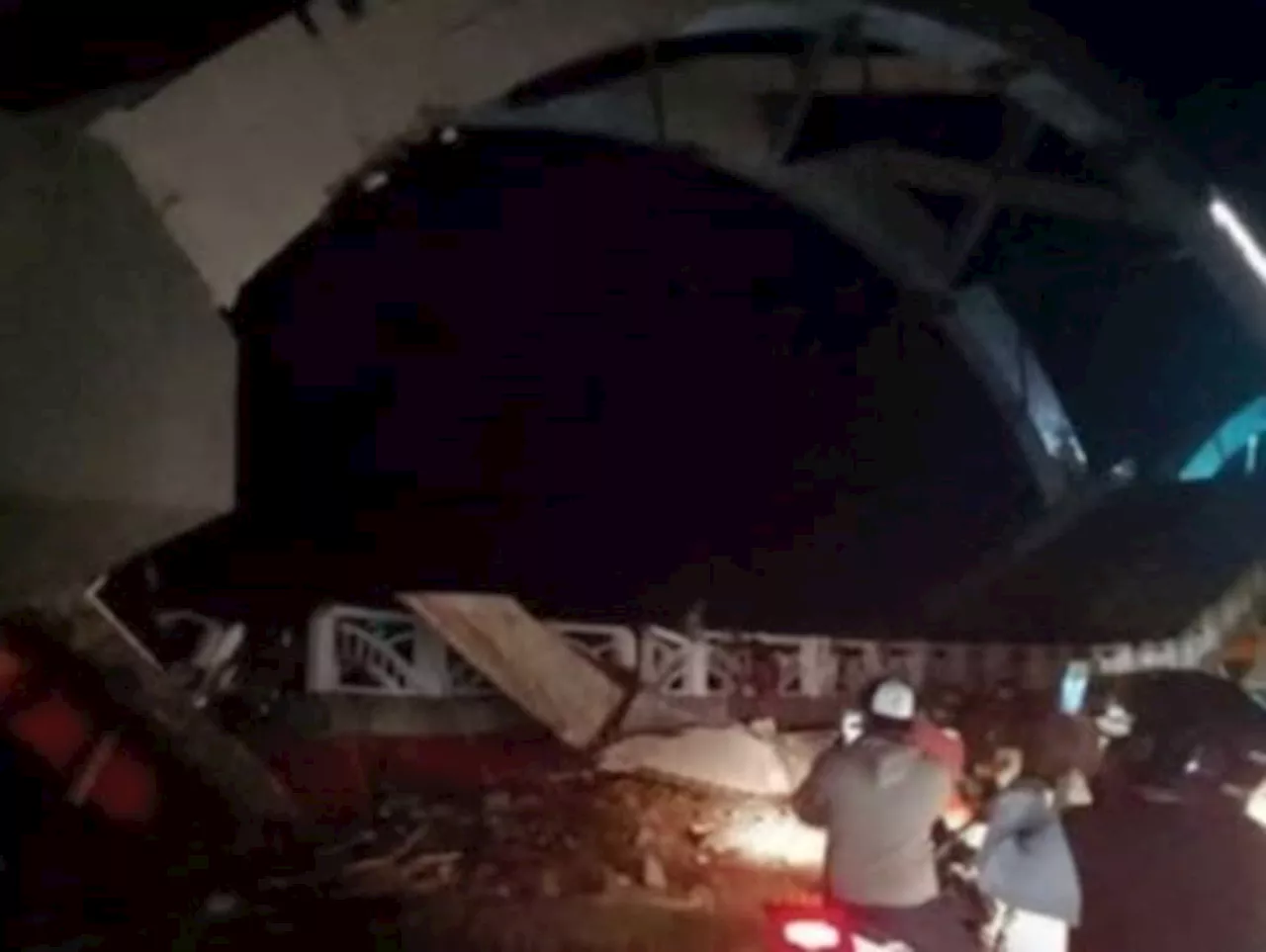 Cabagan-Santa Maria Bridge in Isabela collapses
