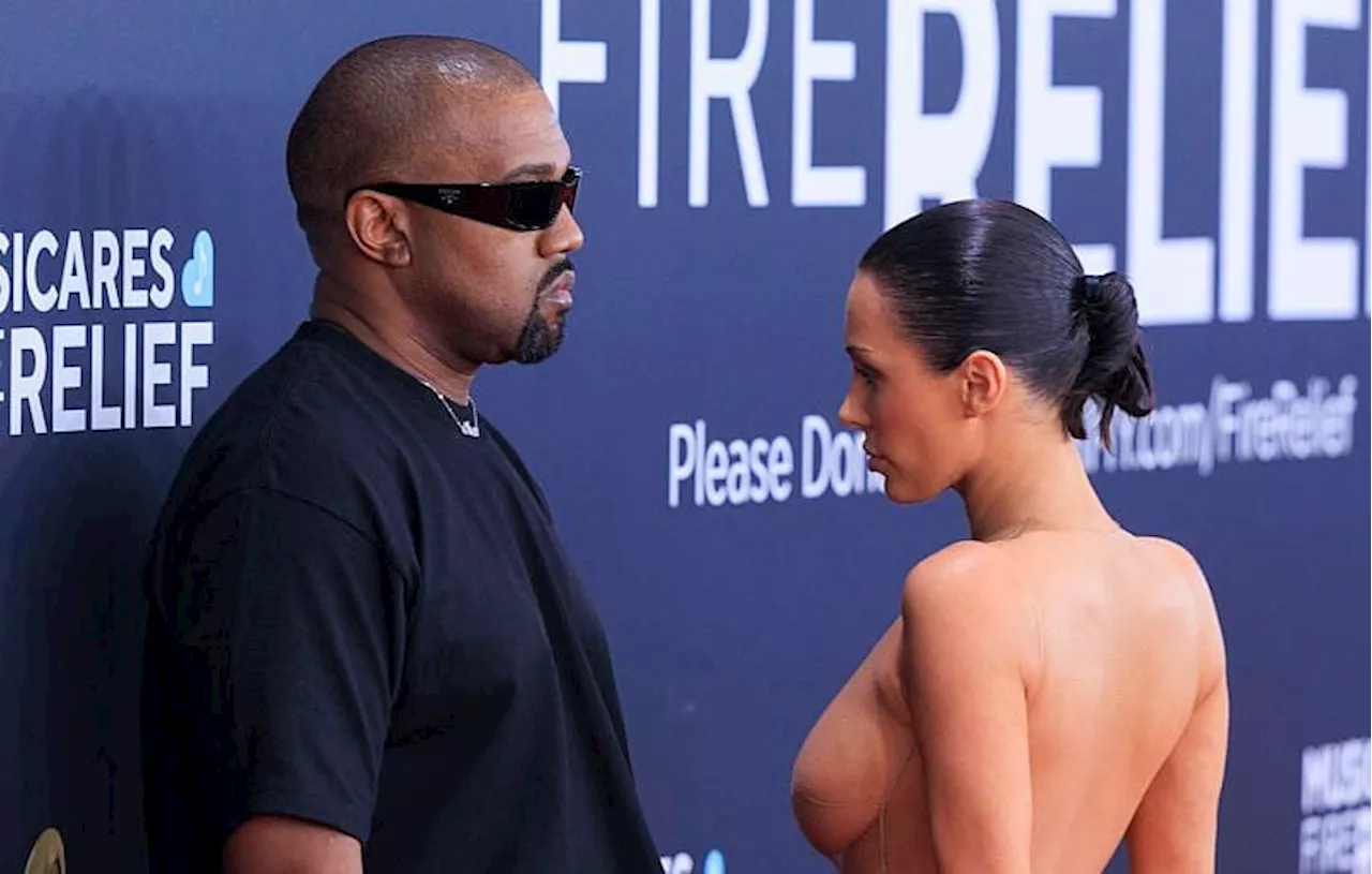 L’épouse de Kanye West, Bianca Censori, se met à nu aux Grammy Awards… Kad Merad a failli changer de nom…