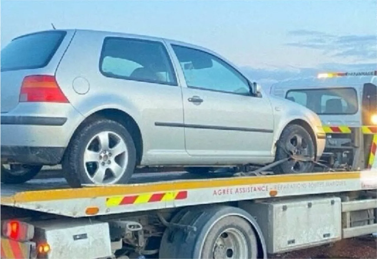 Gendarmes de la Mayenne contrôlent les excès de vitesse à Moulay