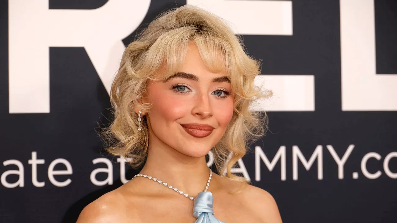 Sabrina Carpenter Breaks Her Beauty Rules With a Chic French Twist