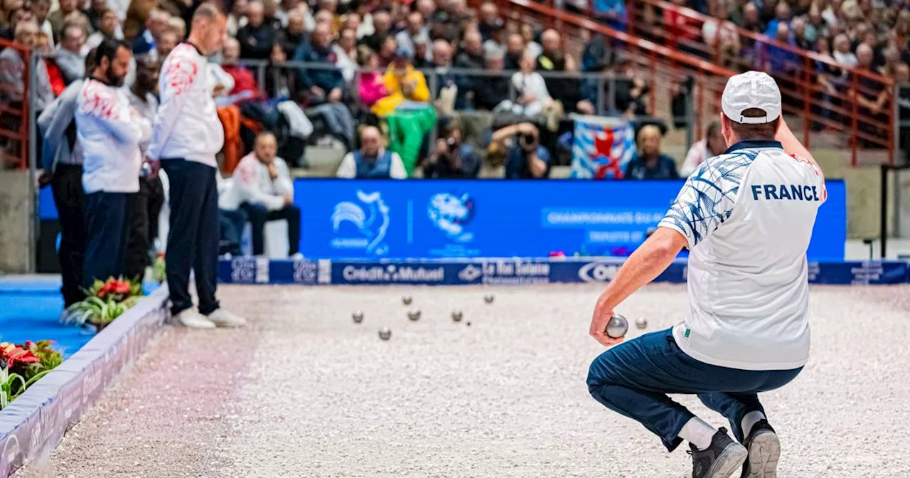 Interdiction du Jean pour les Joueurs de Pétanque en France