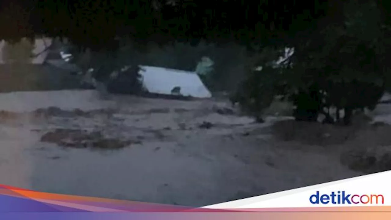 Banjir Mengganas, 7 Warga Hilang dan Listrik Padam Total di Kecamatan Wera, Bima