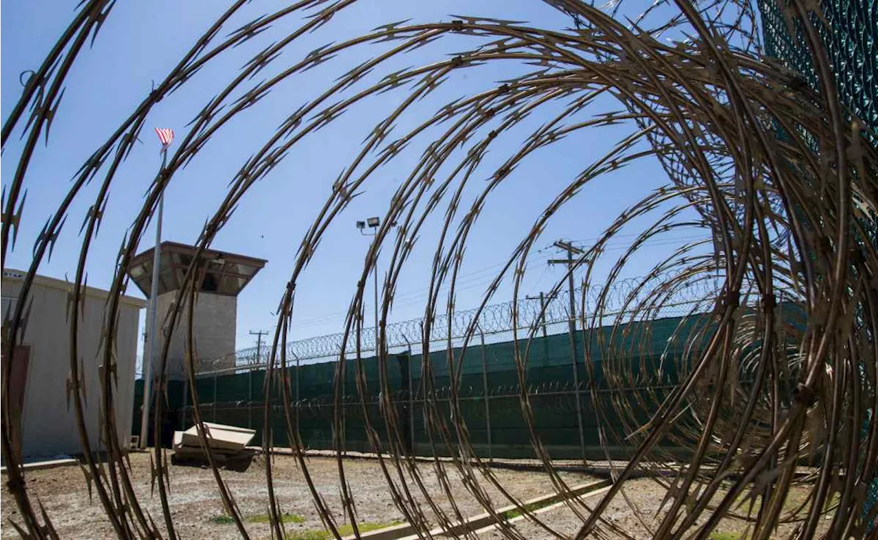 Tropas de EU llegan a Guantánamo, preparan centro de migrantes de Trump