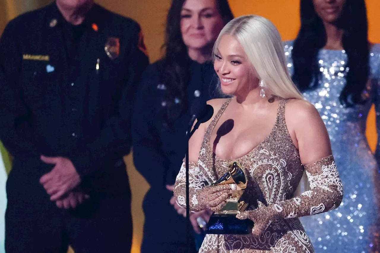 Beyoncé triunfa en los Grammy 2025, dedicando su victoria a la ciudad de Los Ángeles