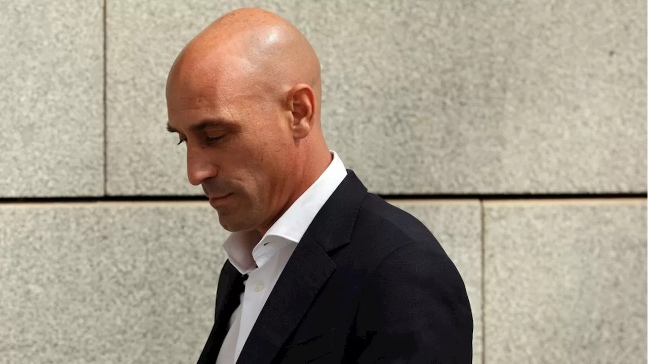 Deux ans et demi de prison requis contre Luis Rubiales pour le baiser forcé à Jenni Hermoso