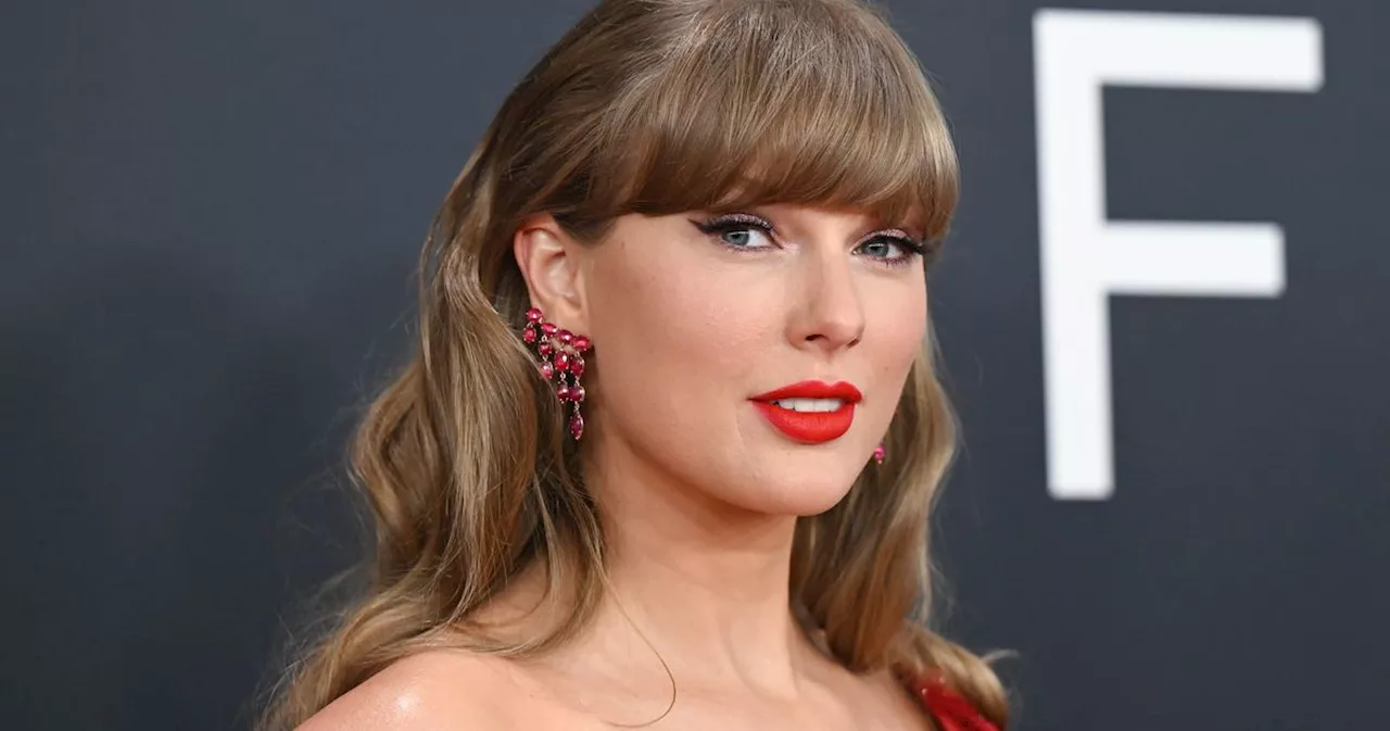 Taylor Swift Appears To Honor Travis Kelce On The Grammys Red Carpet