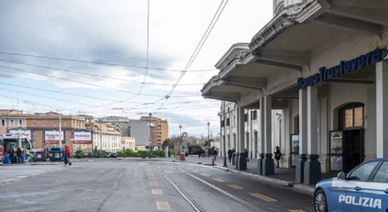 Roma, 15enne accoltellato per una tentata rapina a Trastevere: aggredito da due stranieri. Le condizioni del g