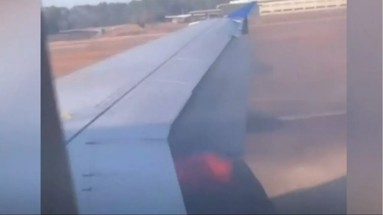 Un avión se incendia antes de despegar desde Houston en un vuelo de United Airlines