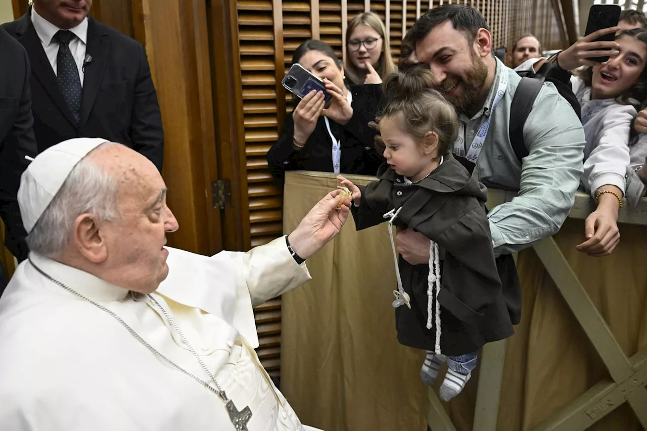 Le pape François accueille les pèlerins scandinaves au Vatican