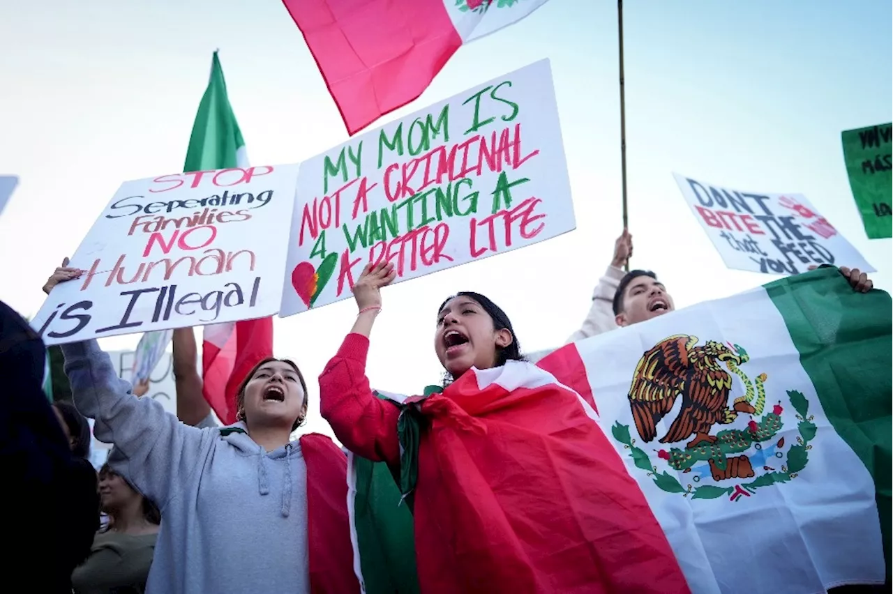 Miles protestan en Los Ángeles contra medidas antimigrantes de Trump