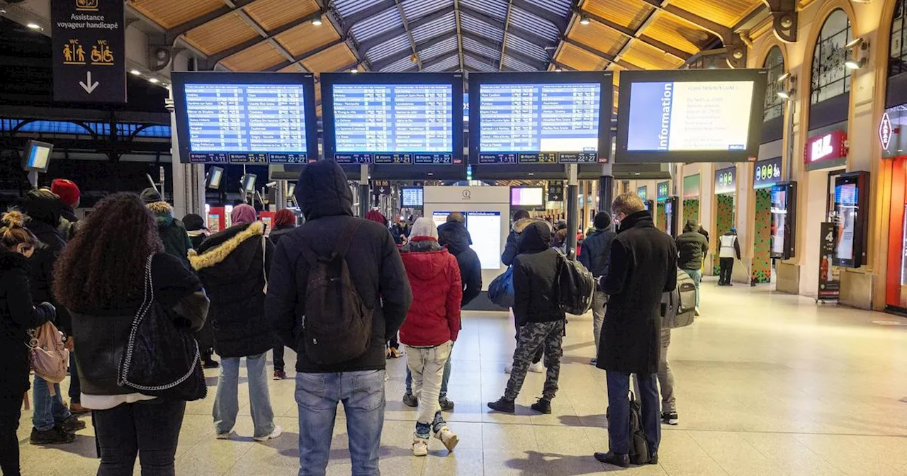 Panne d'électricité à Saint-Lazare cause des perturbations majeures sur les lignes de train