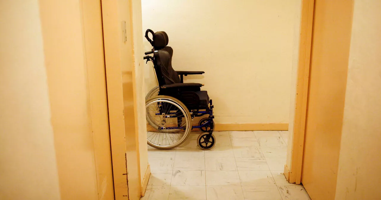 Mal-logement des personnes handicapées : «Je rampe chez moi, j’en suis à ce stade-là»