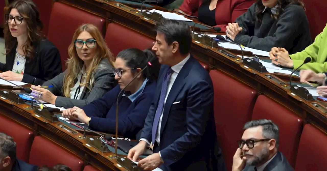 Almasri, Giuseppe Conte sbrocca contro Meloni: "Complotto? No, frode a danno degli italiani"