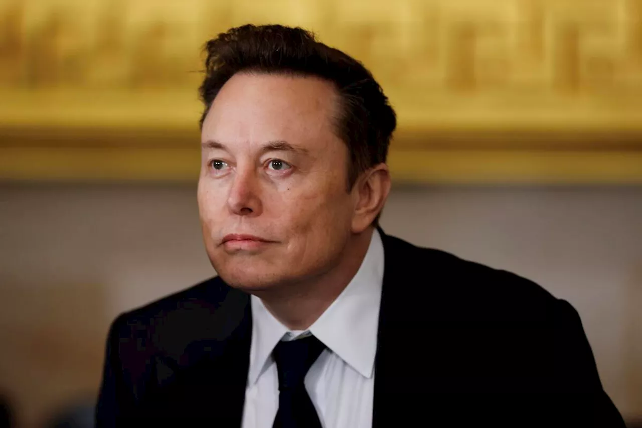 Elon Musk llama a USAID una 'organización criminal' tras la decisión de Trump de congelar ayuda