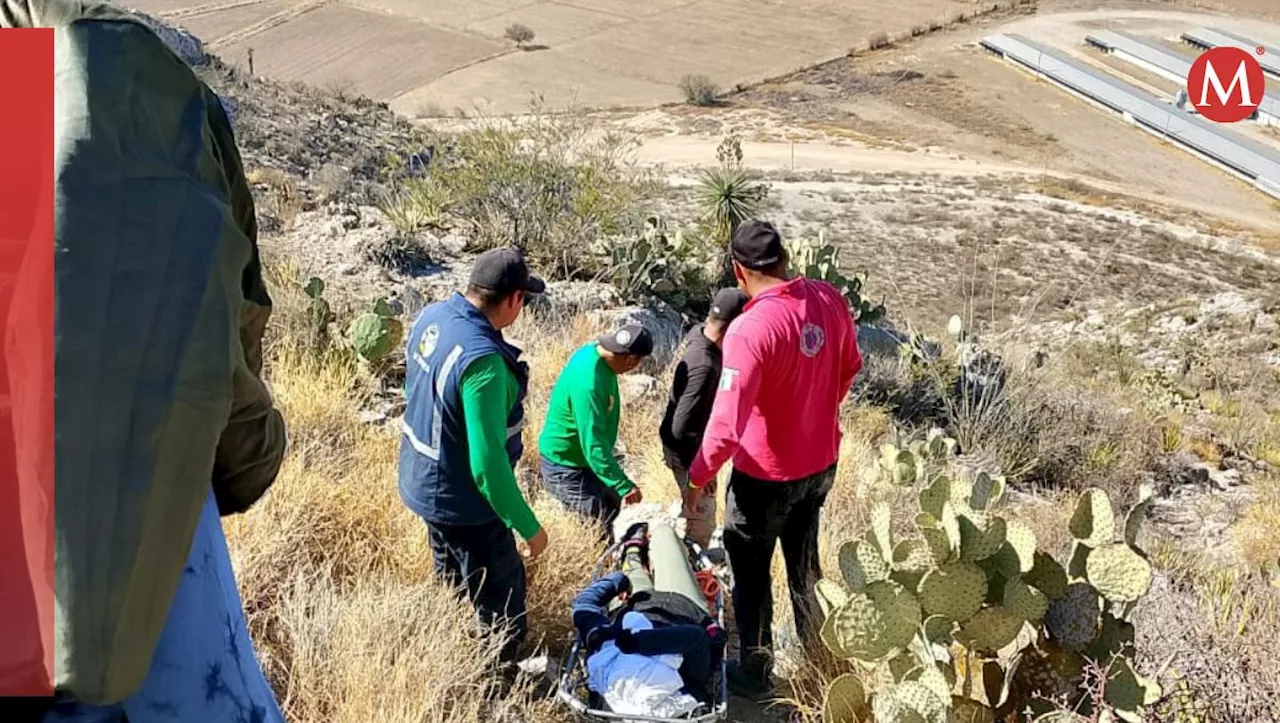 Mujer sufre fractura de tobillo mientras hace senderismo en Cerro de la Ballena