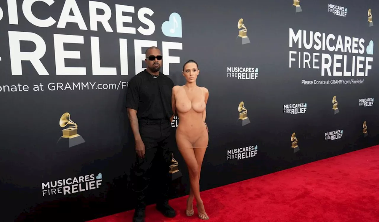 Nackt bei den Grammys: Freundin von Kanye West sorgt für Eklat