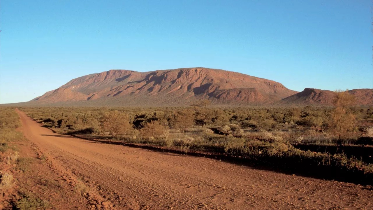 Woman, 77, Dies Near Mount Augustus After Vehicle Becomes Bogged in Extreme Heat