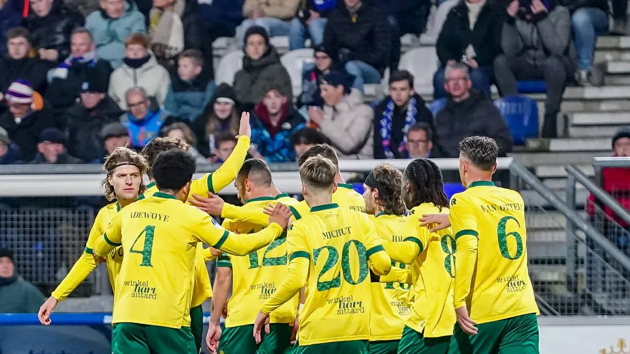 Sittard kurzzeitig mit zwölf Spielern gegen Heerenveen