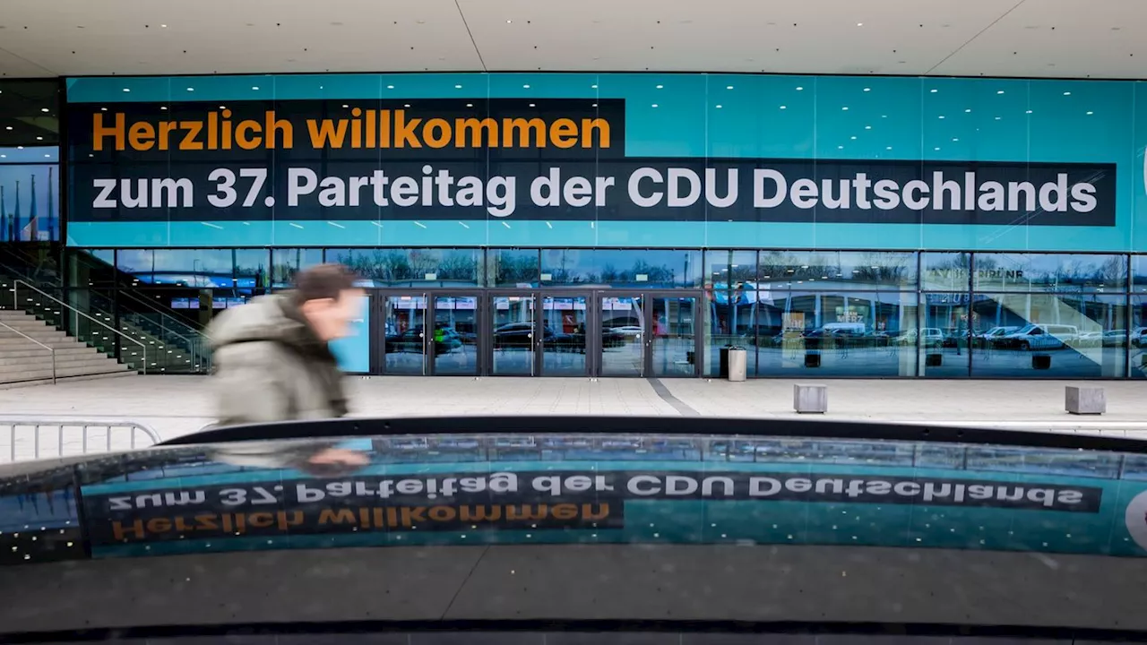 Wahlkampf: Zahlreiche Demonstrationen rund um CDU-Parteitag in Berlin