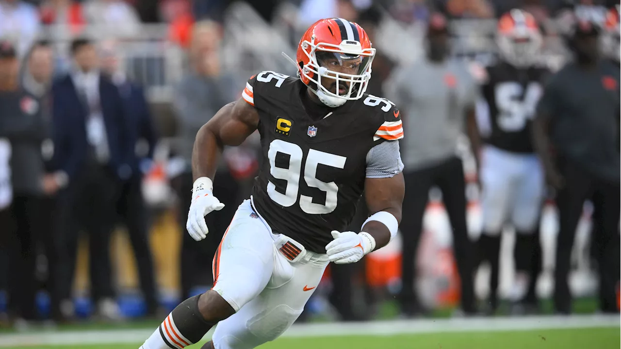 Myles Garrett Requests Trade From Browns