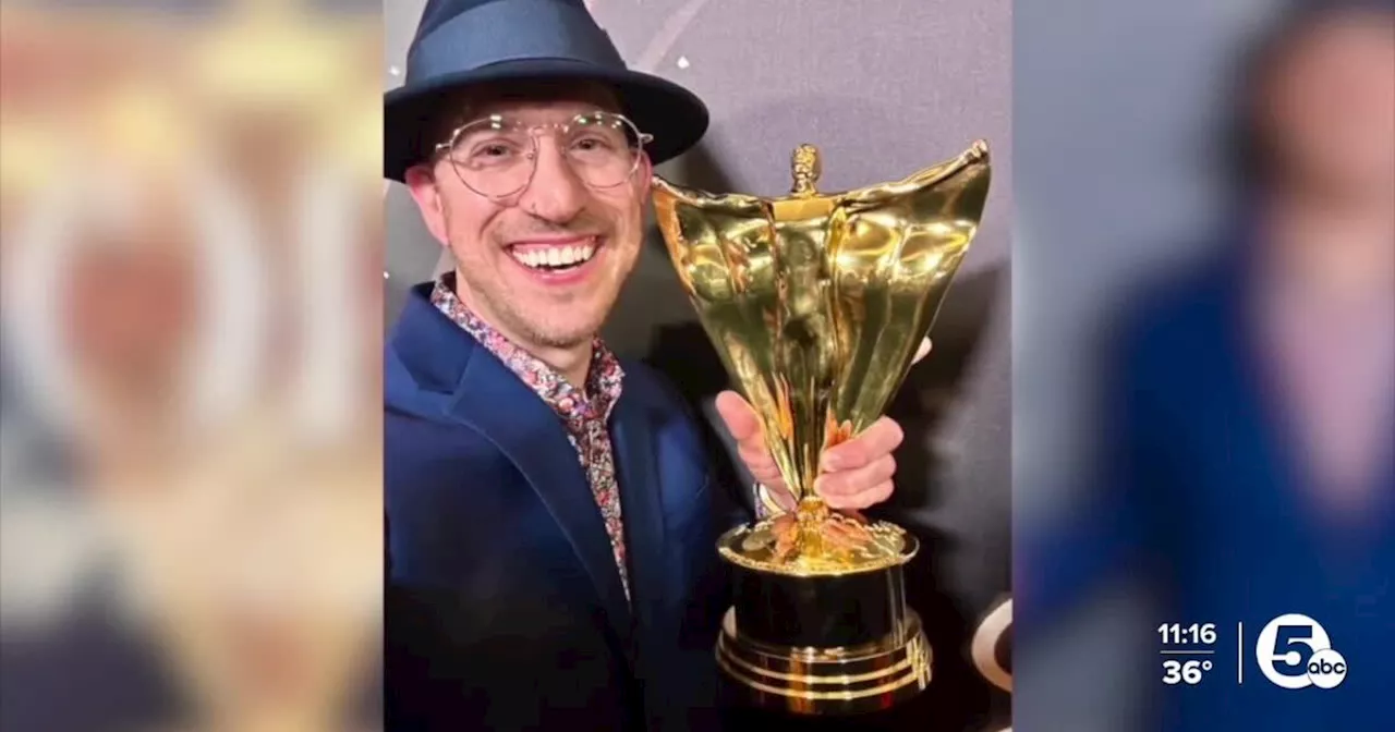 Cuyahoga Falls Artist Wins World Entertainment Award, Attends Grammys