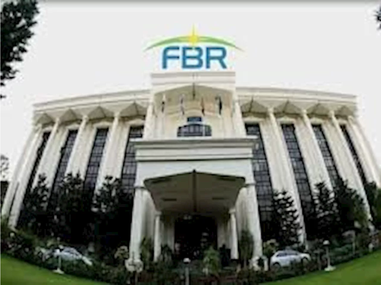 FBR seeks additional staff, logistics to address Rs7tr tax gap